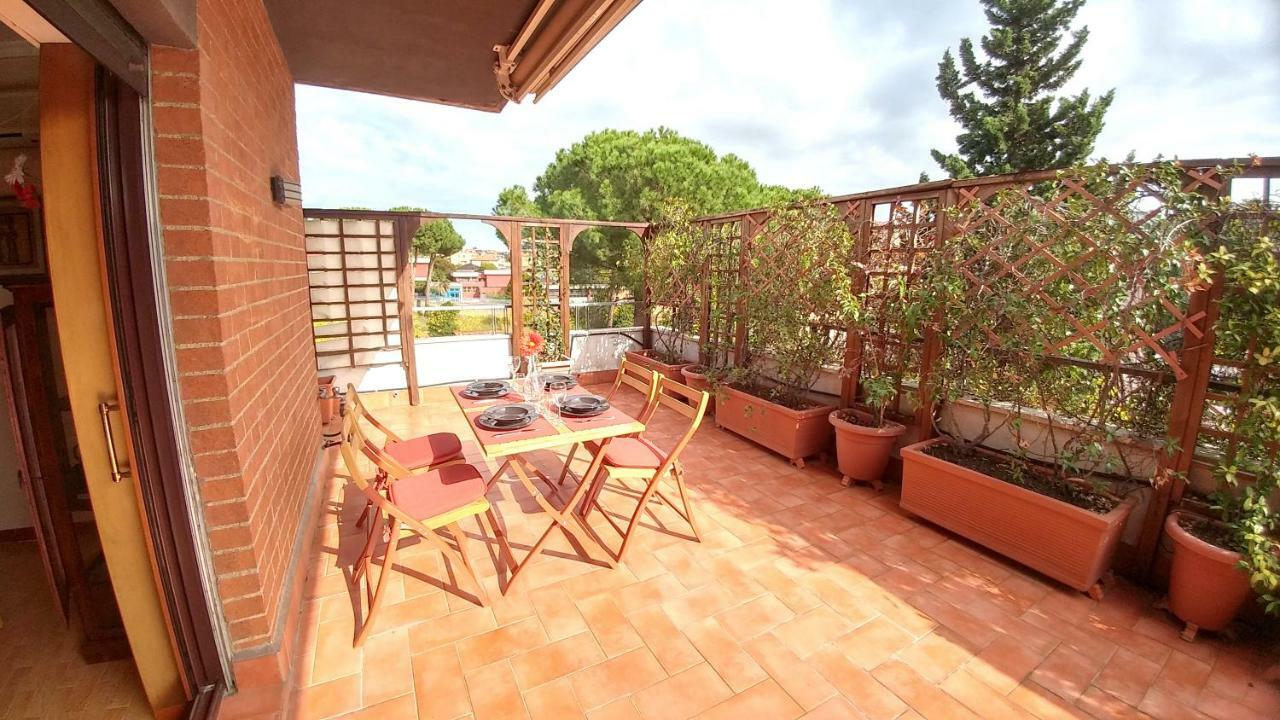 شقة Terrace22 - Delizioso Attico Ben Collegato روما المظهر الخارجي الصورة